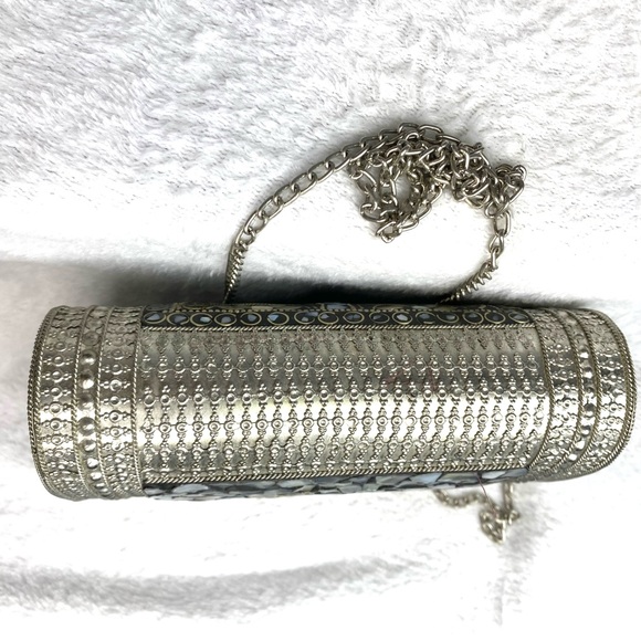 Vintage Mosaic Silver and Mother of Pearl Clutch with Chain Strap - Picture 5 of 9